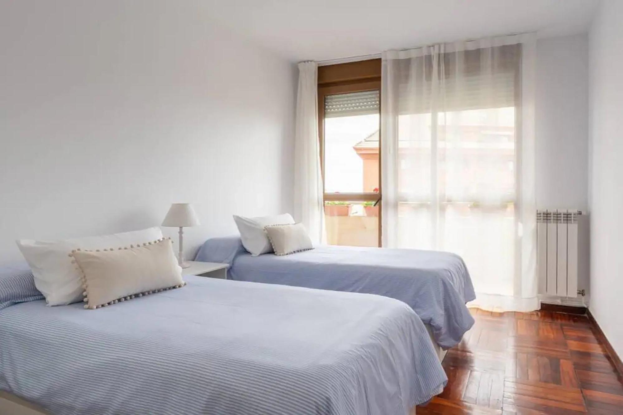 Apartamento En Alto Miranda Con Parking Apartment Santander Bagian luar foto