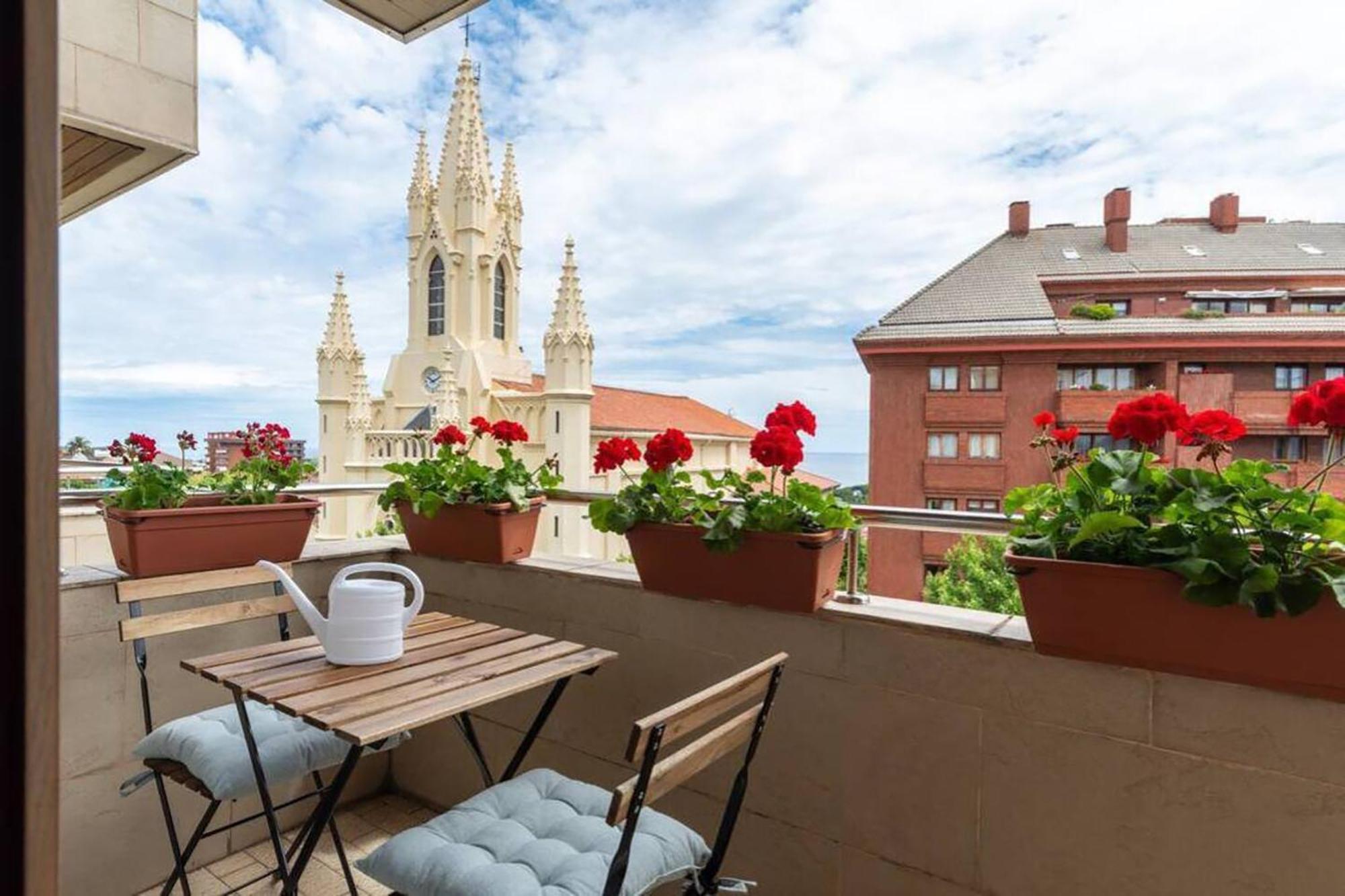 Apartamento En Alto Miranda Con Parking Apartment Santander Bagian luar foto